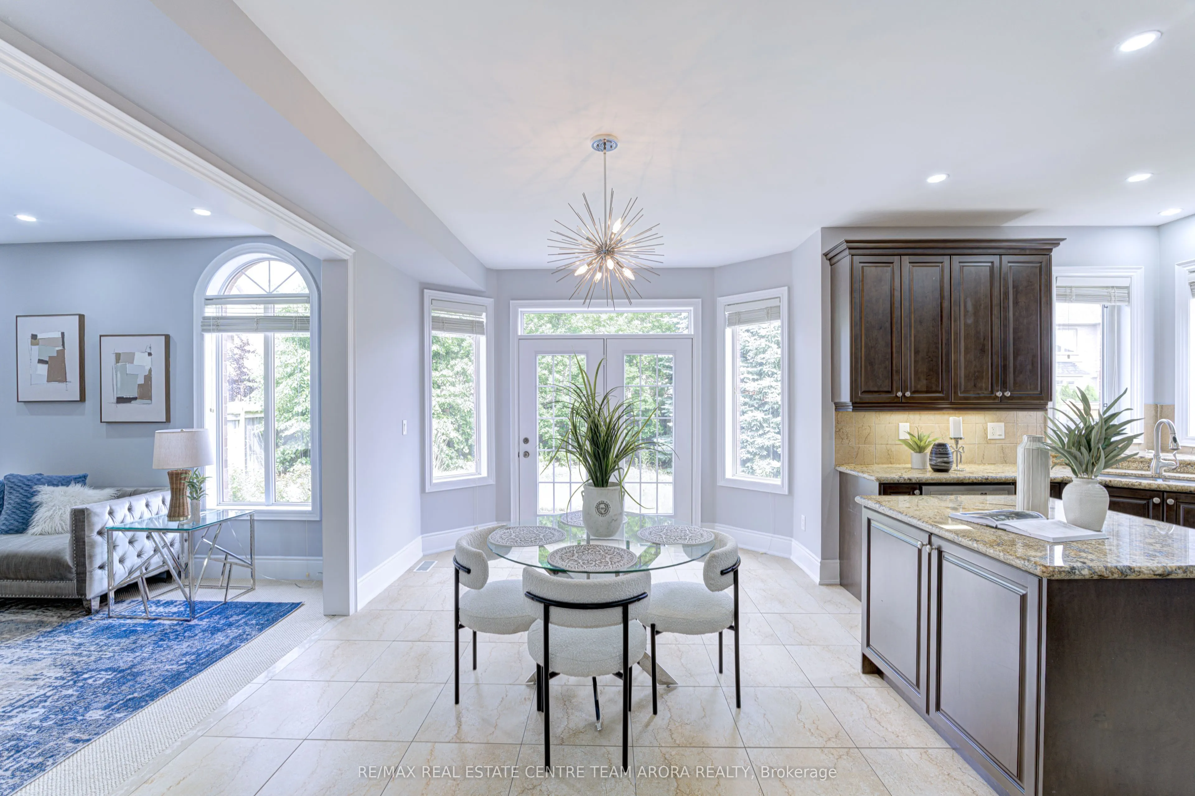 3313 Mistwell Crescent