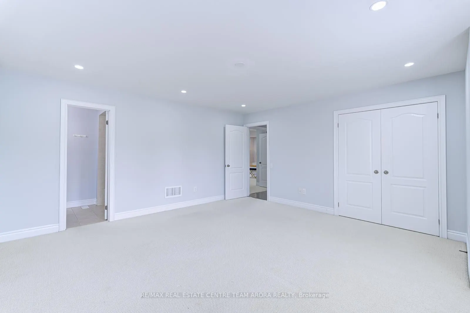 3313 Mistwell Crescent