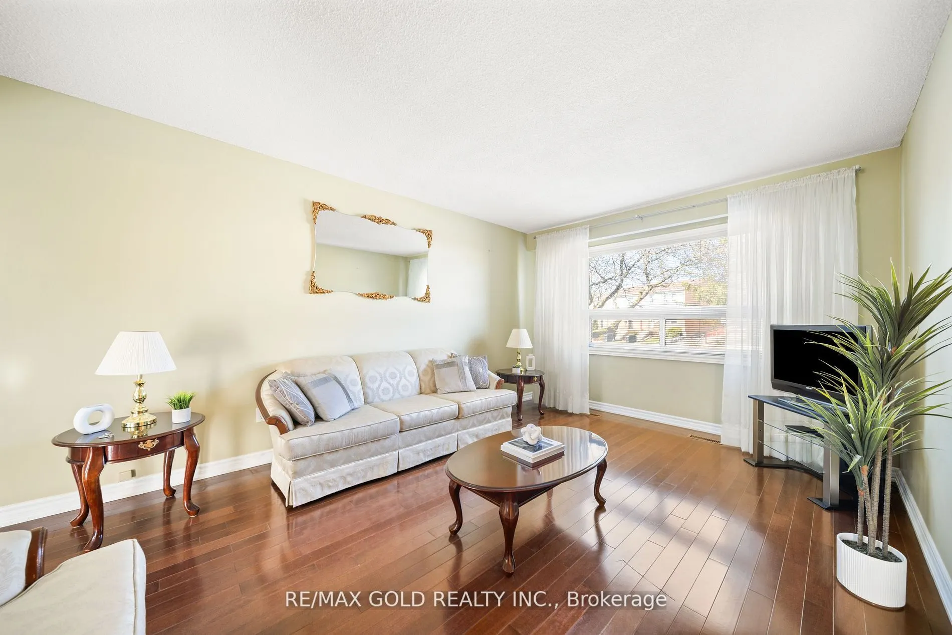 1050 Shawnmarr Road, #10