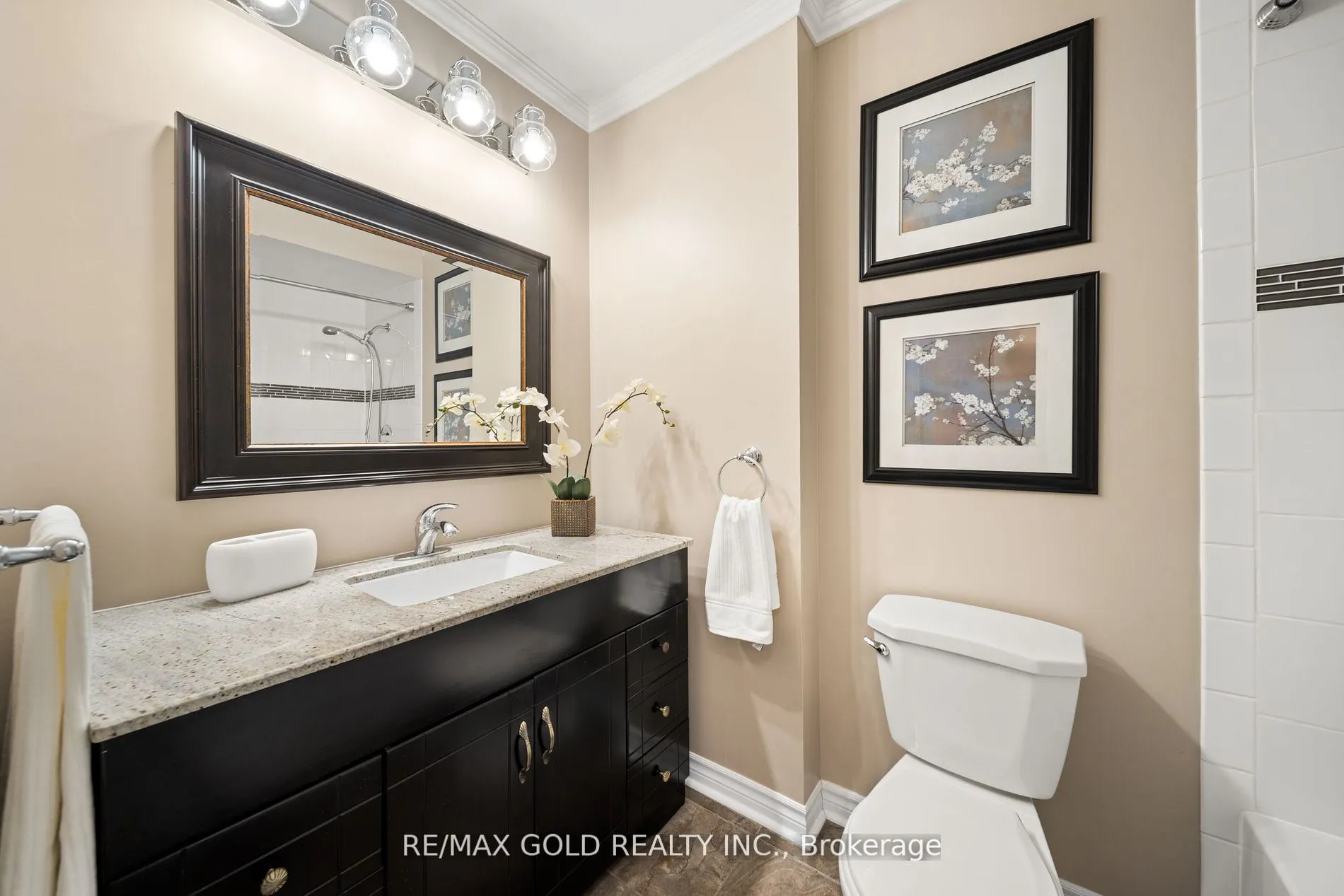 1050 Shawnmarr Road, #10