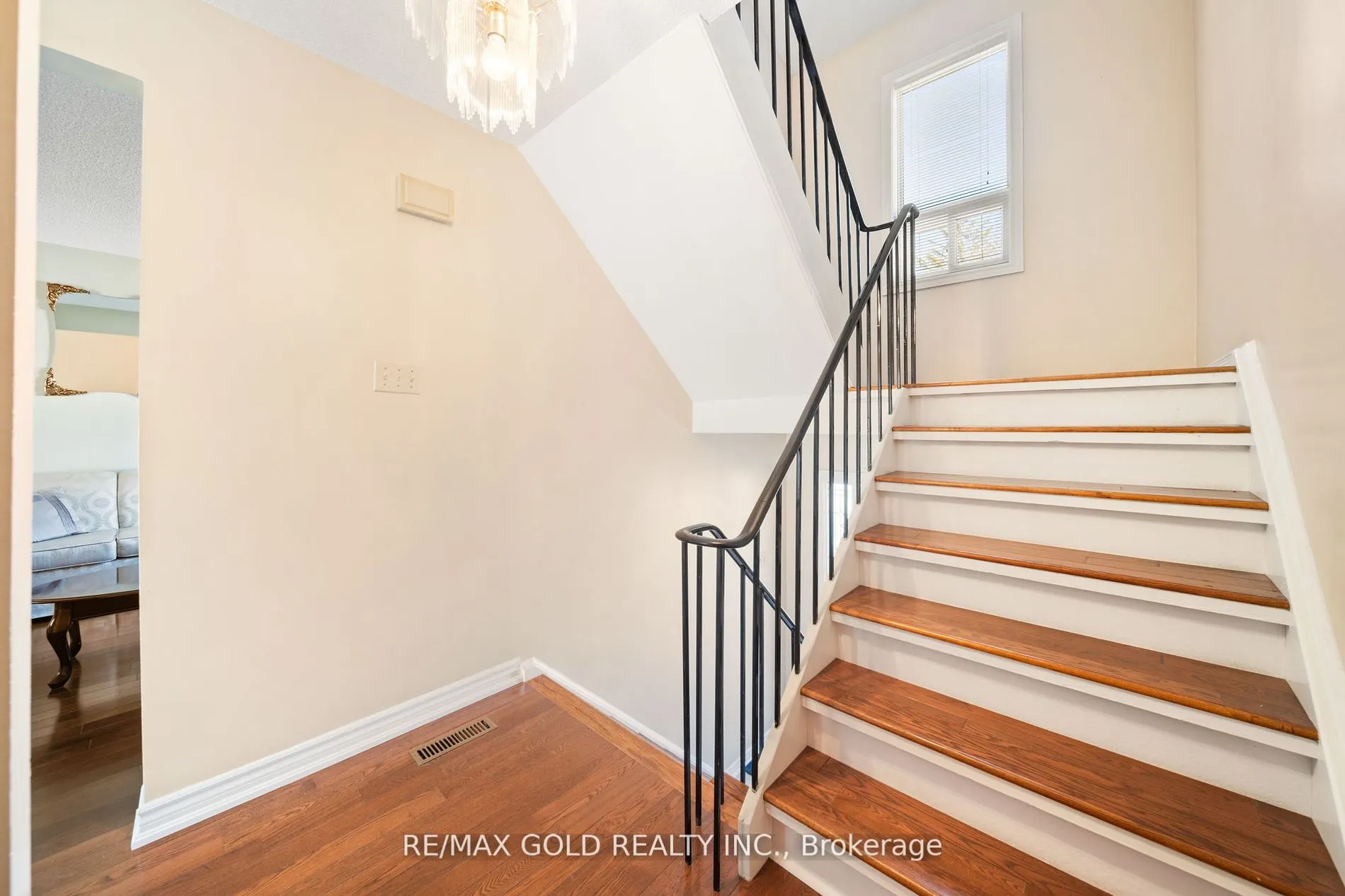 1050 Shawnmarr Road, #10