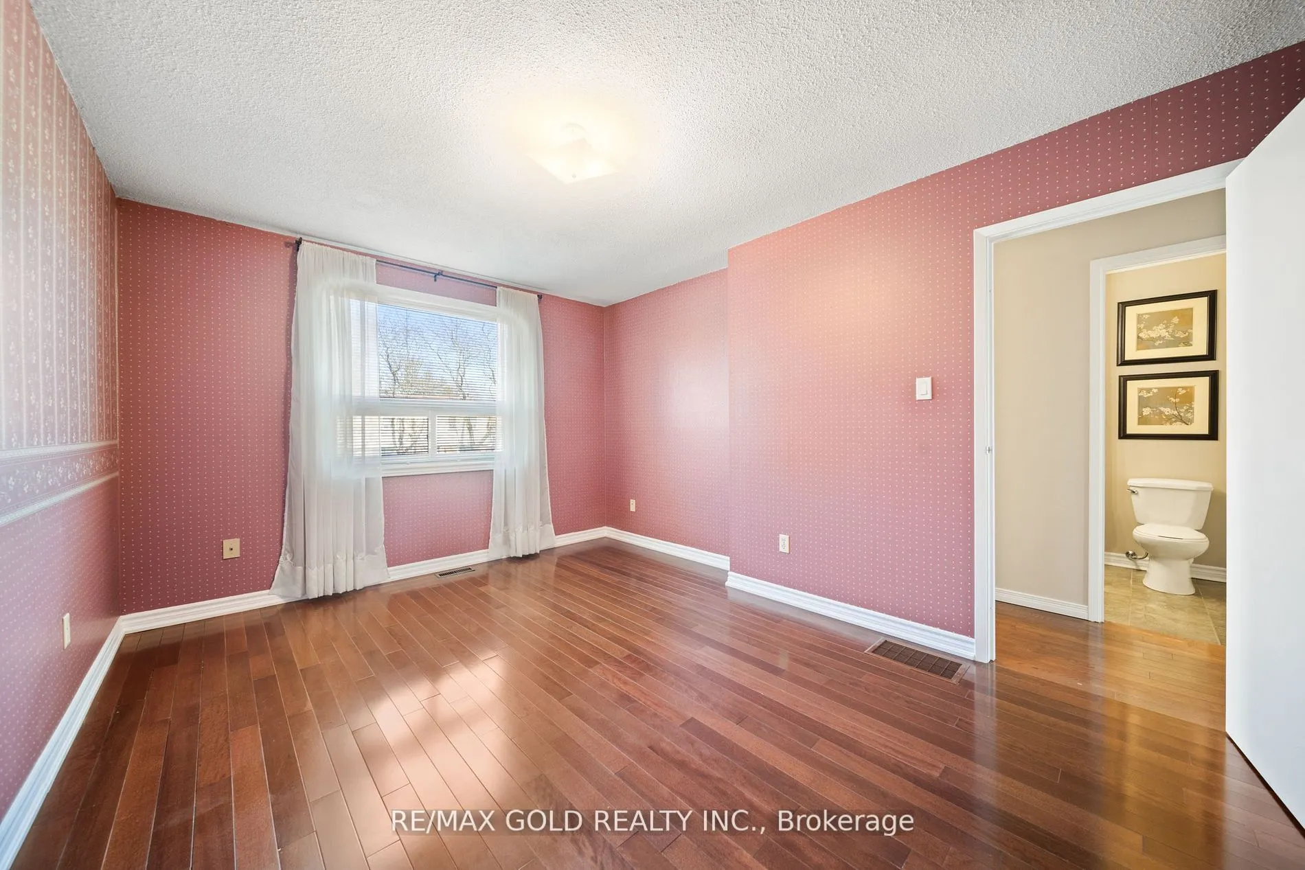 1050 Shawnmarr Road, #10