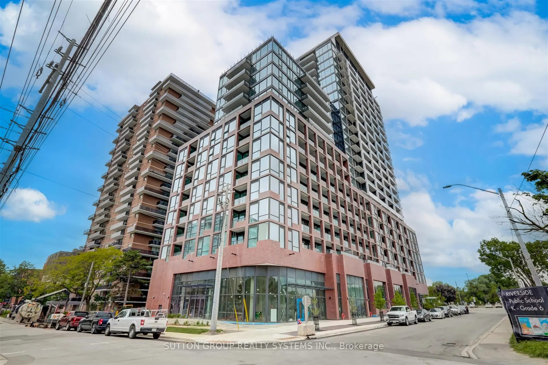 28 Ann Street, #807