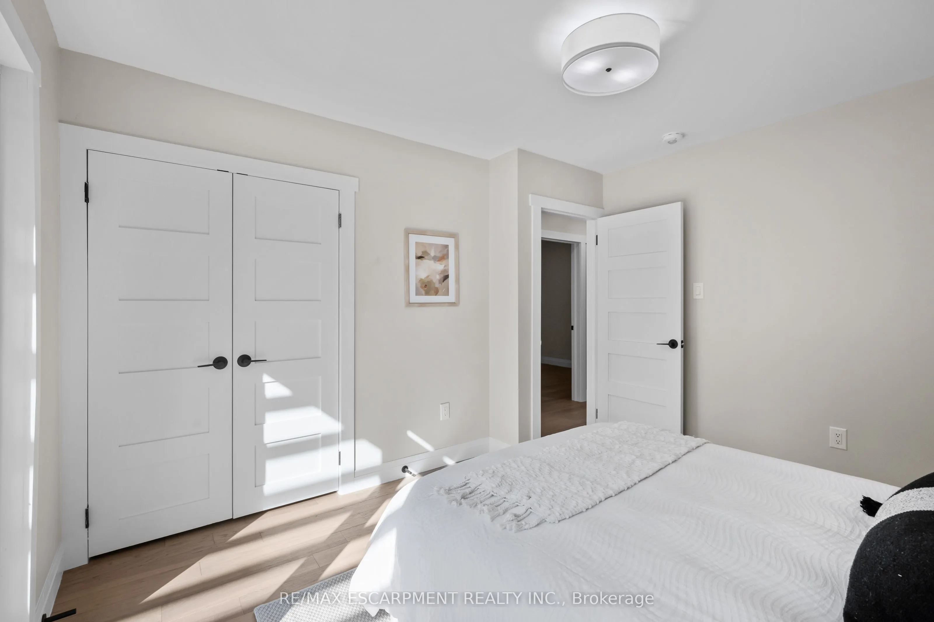 1041 Shepherd's Drive