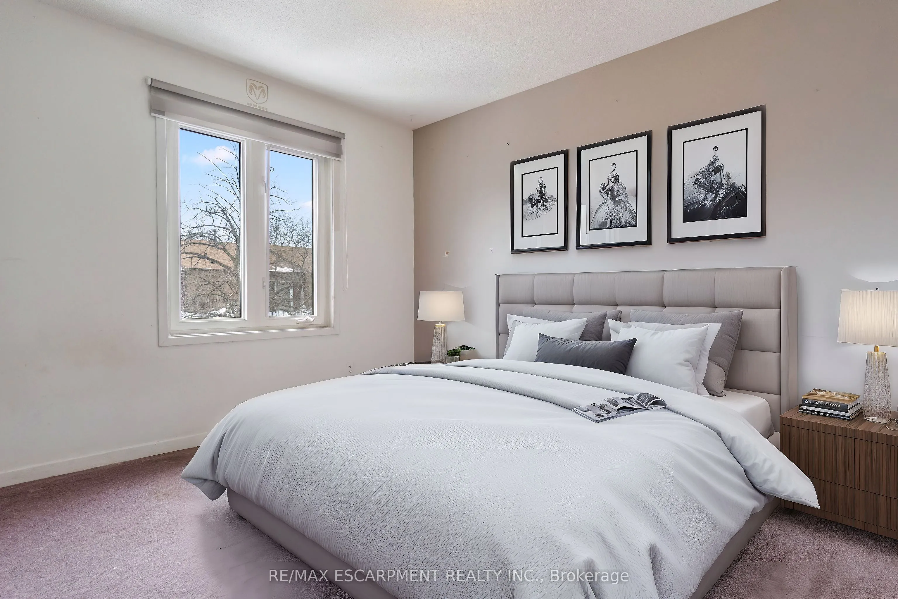 750 Burnhamthorpe Road E, #25