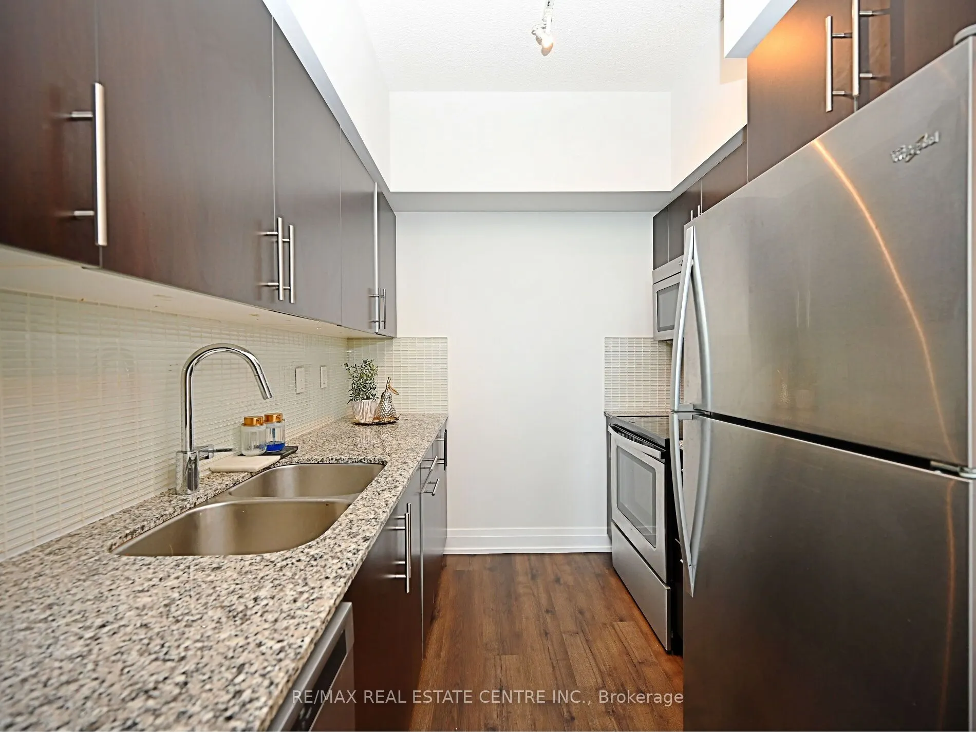 65 Speers Road, #505