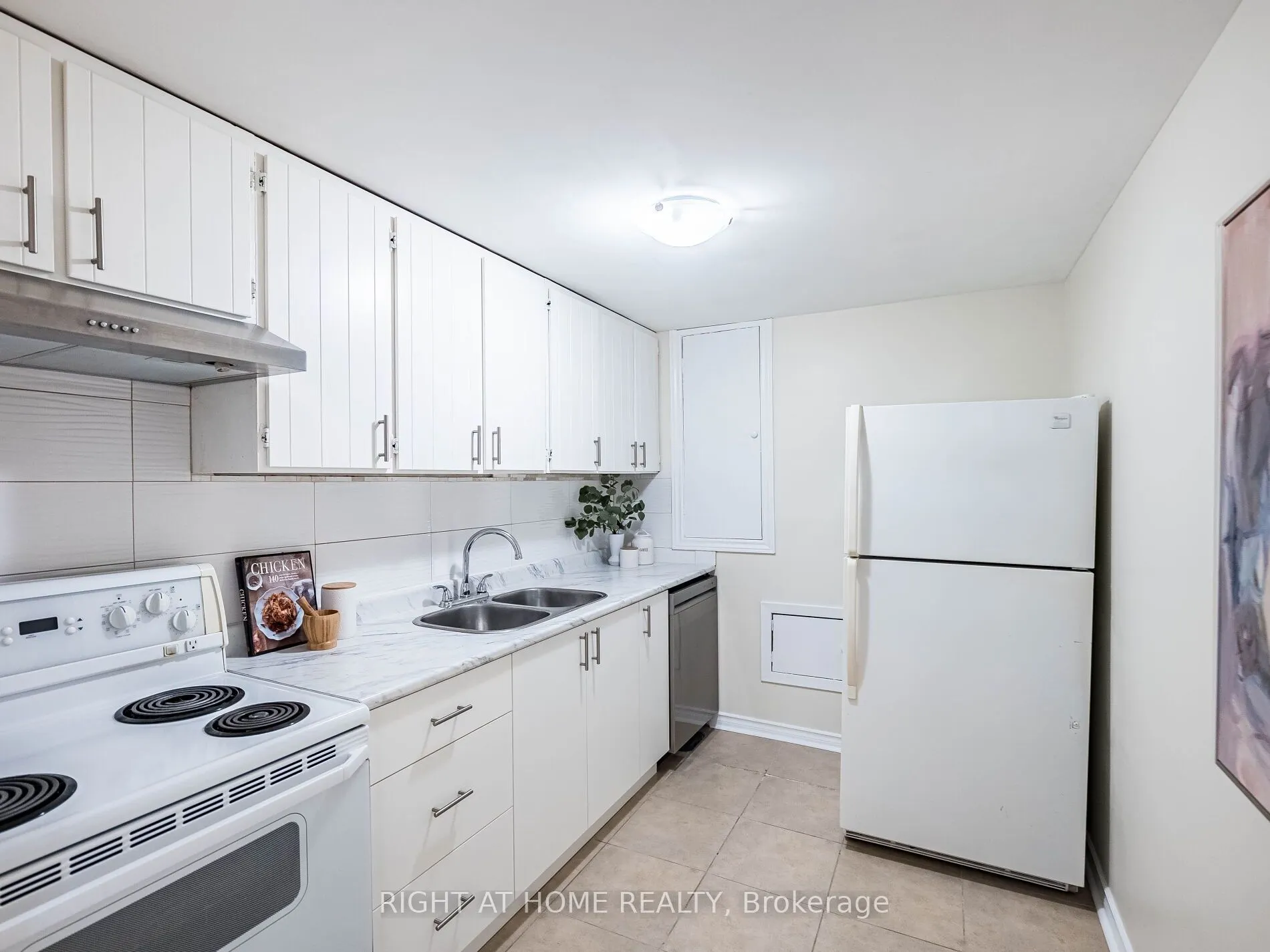 118 Bonham Boulevard