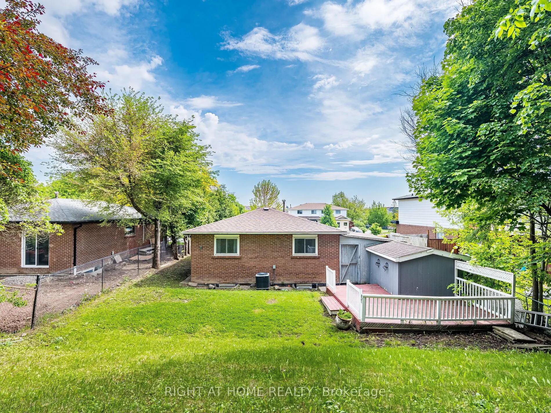118 Bonham Boulevard
