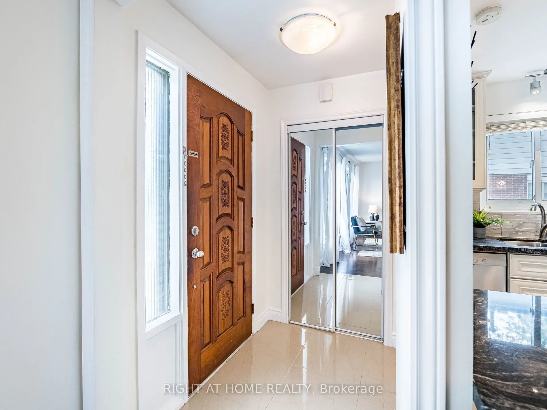 118 Bonham Boulevard