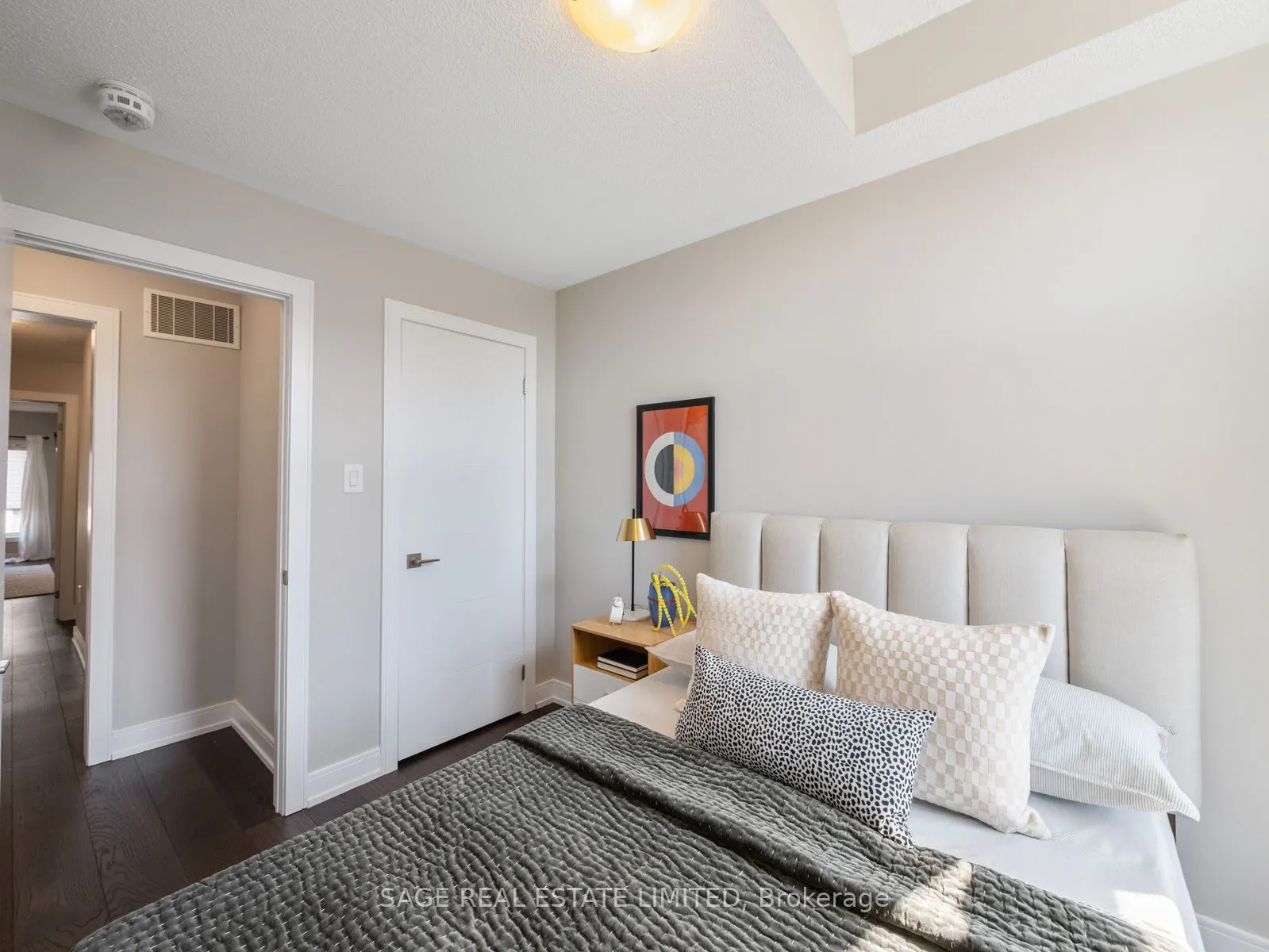 608 Mermaid Crescent