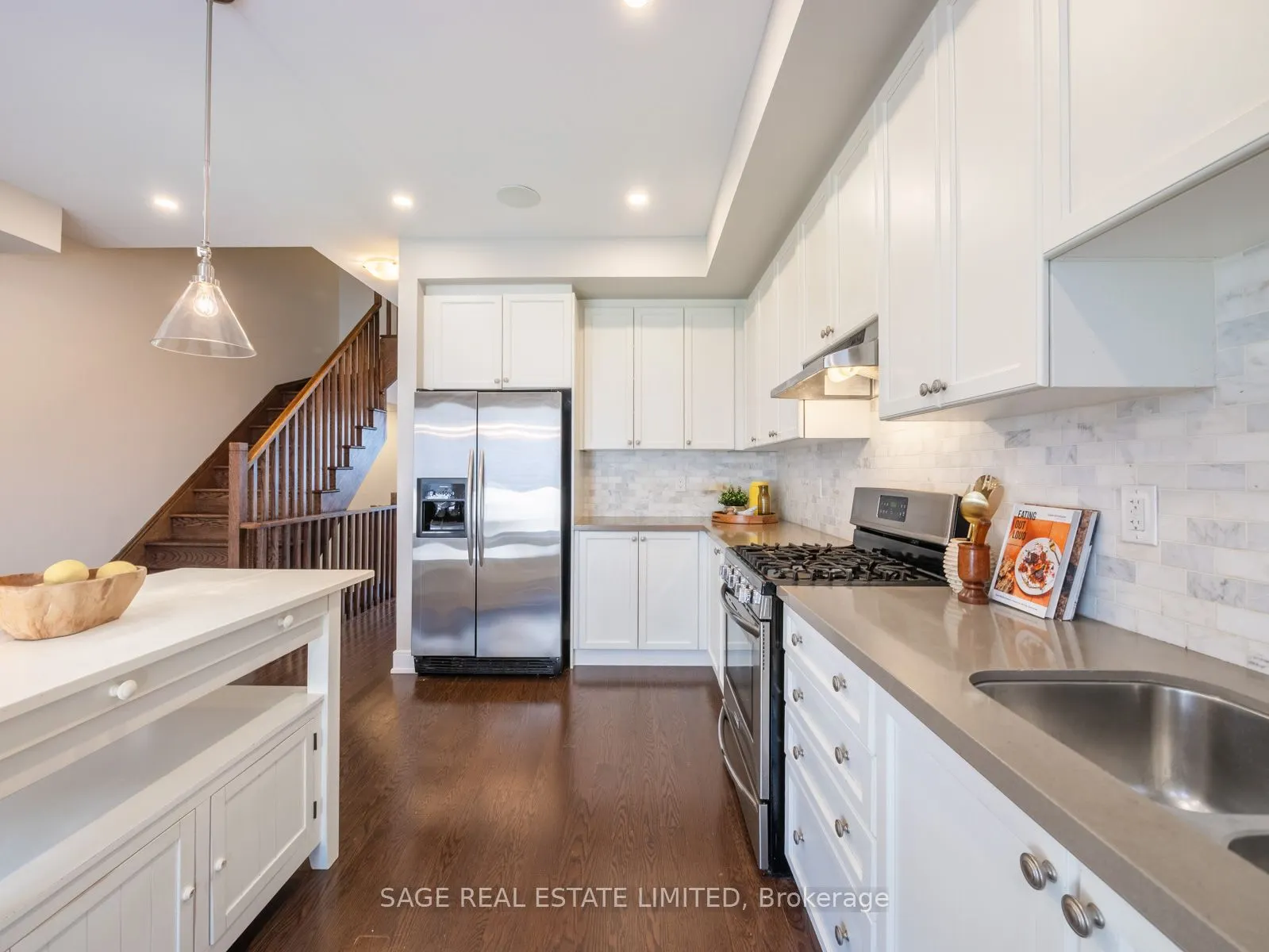 608 Mermaid Crescent