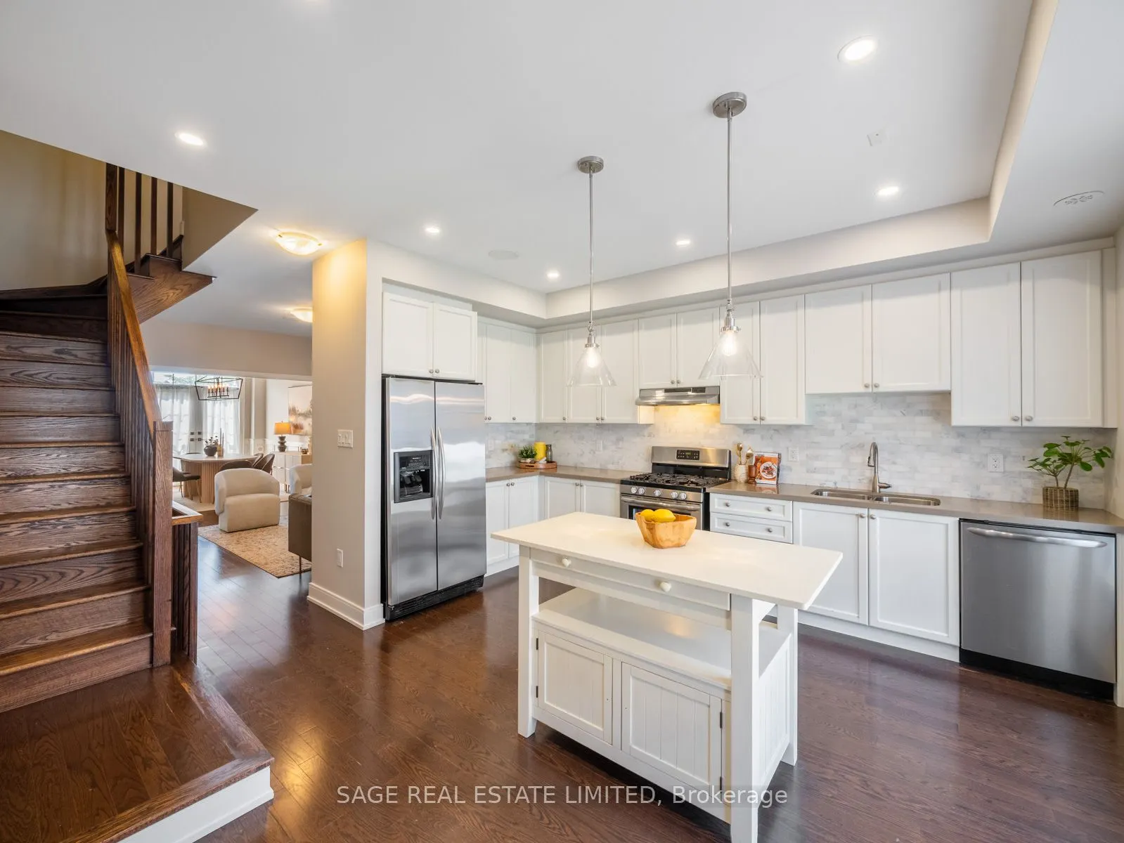 608 Mermaid Crescent