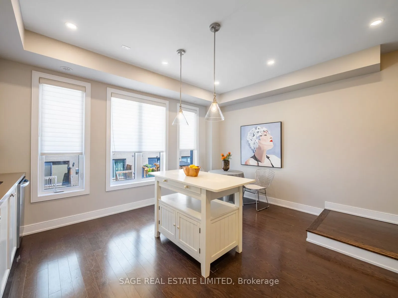 608 Mermaid Crescent