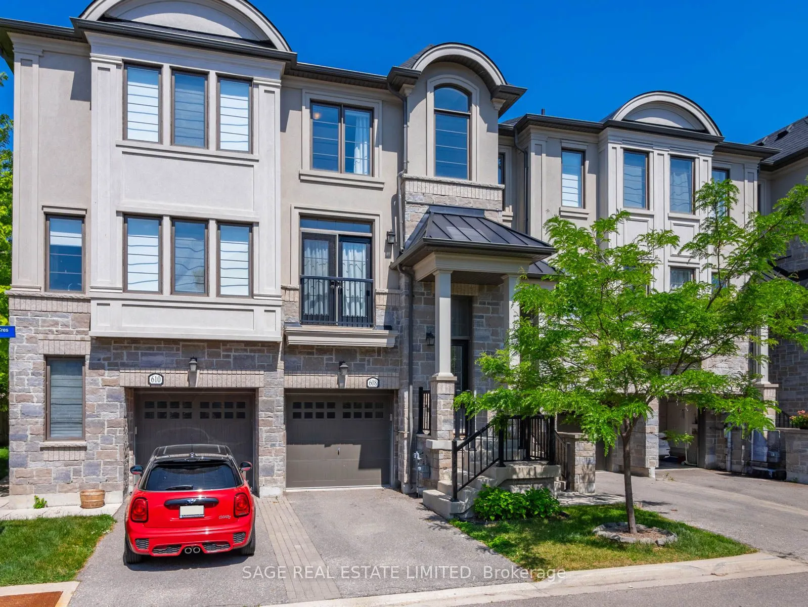 608 Mermaid Crescent