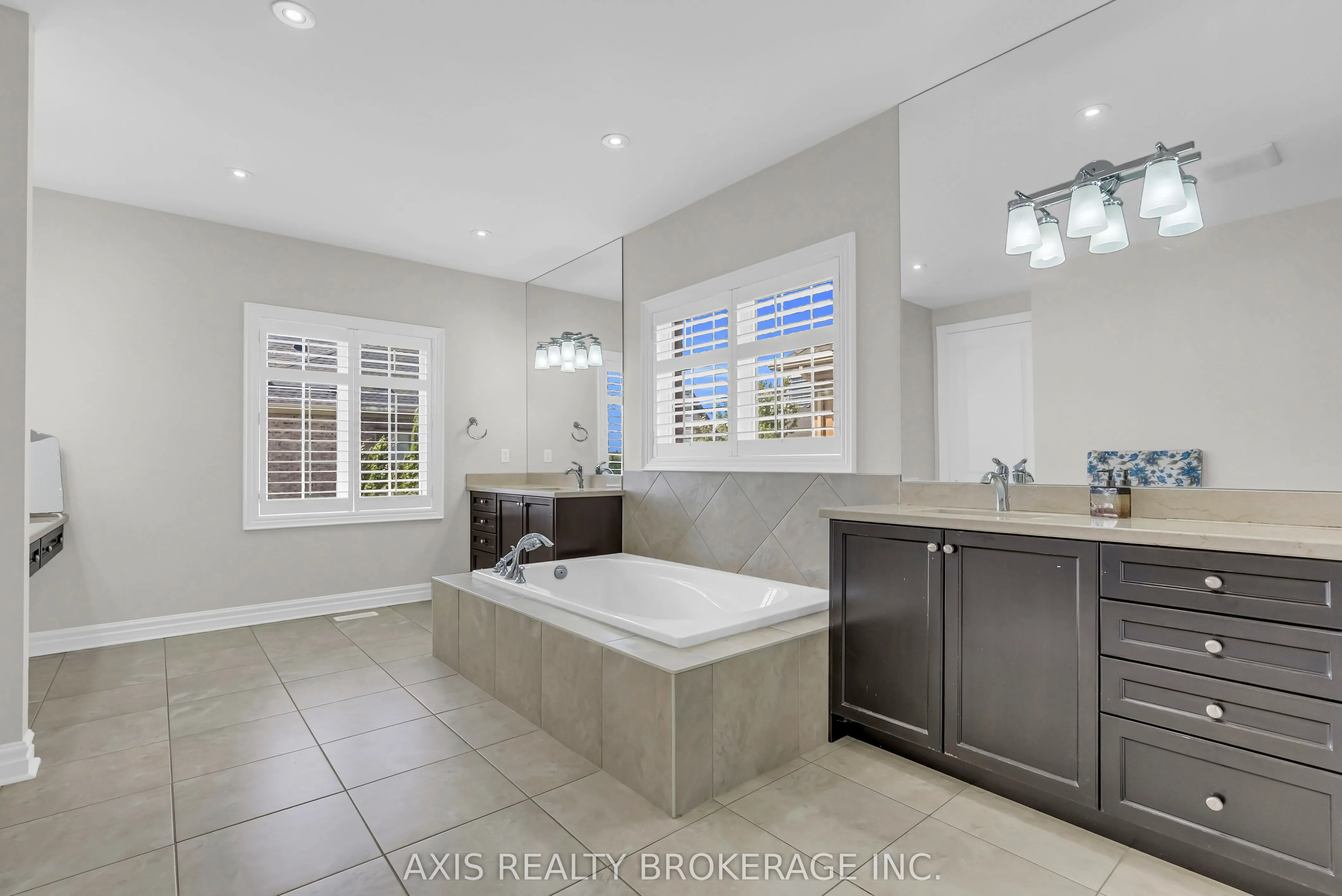 48 Kelways Circle