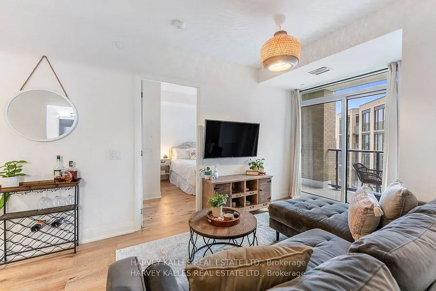 293 The Kingsway, #521