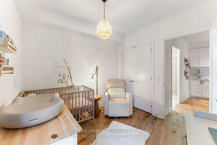 293 The Kingsway, #521