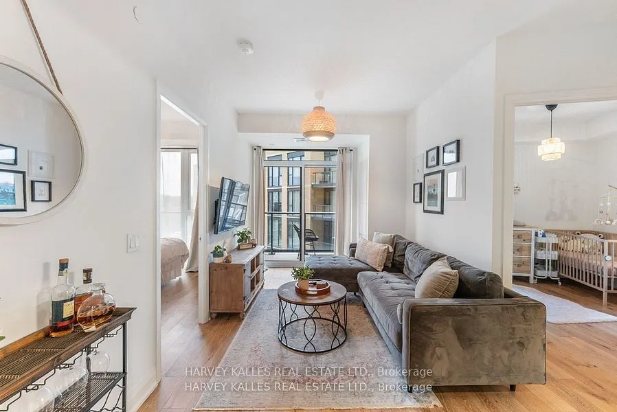 293 The Kingsway, #521