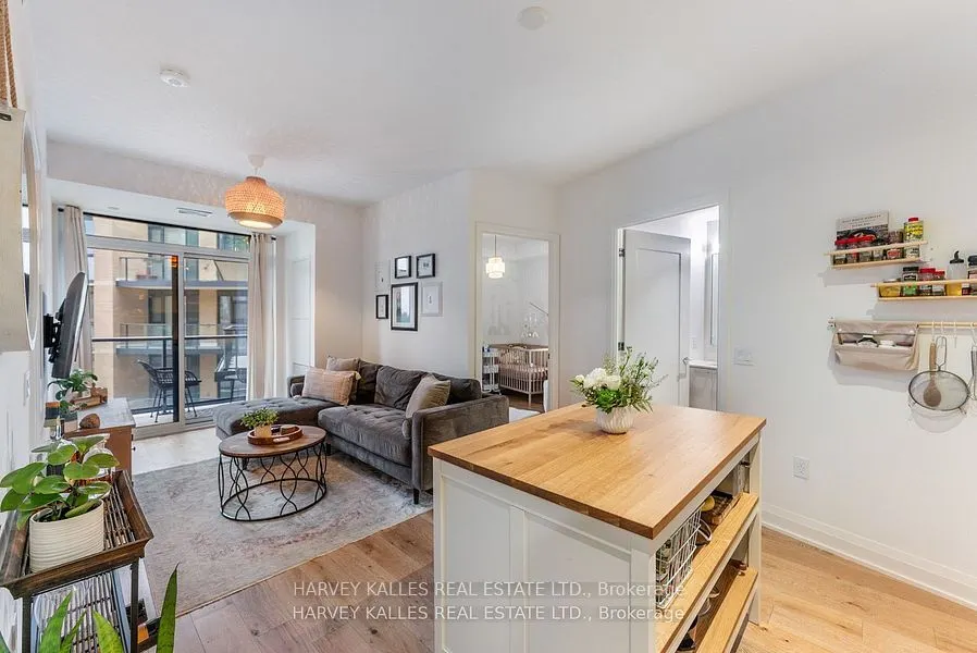 293 The Kingsway, #521