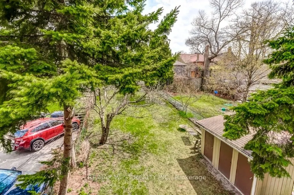 413 Parkside Drive