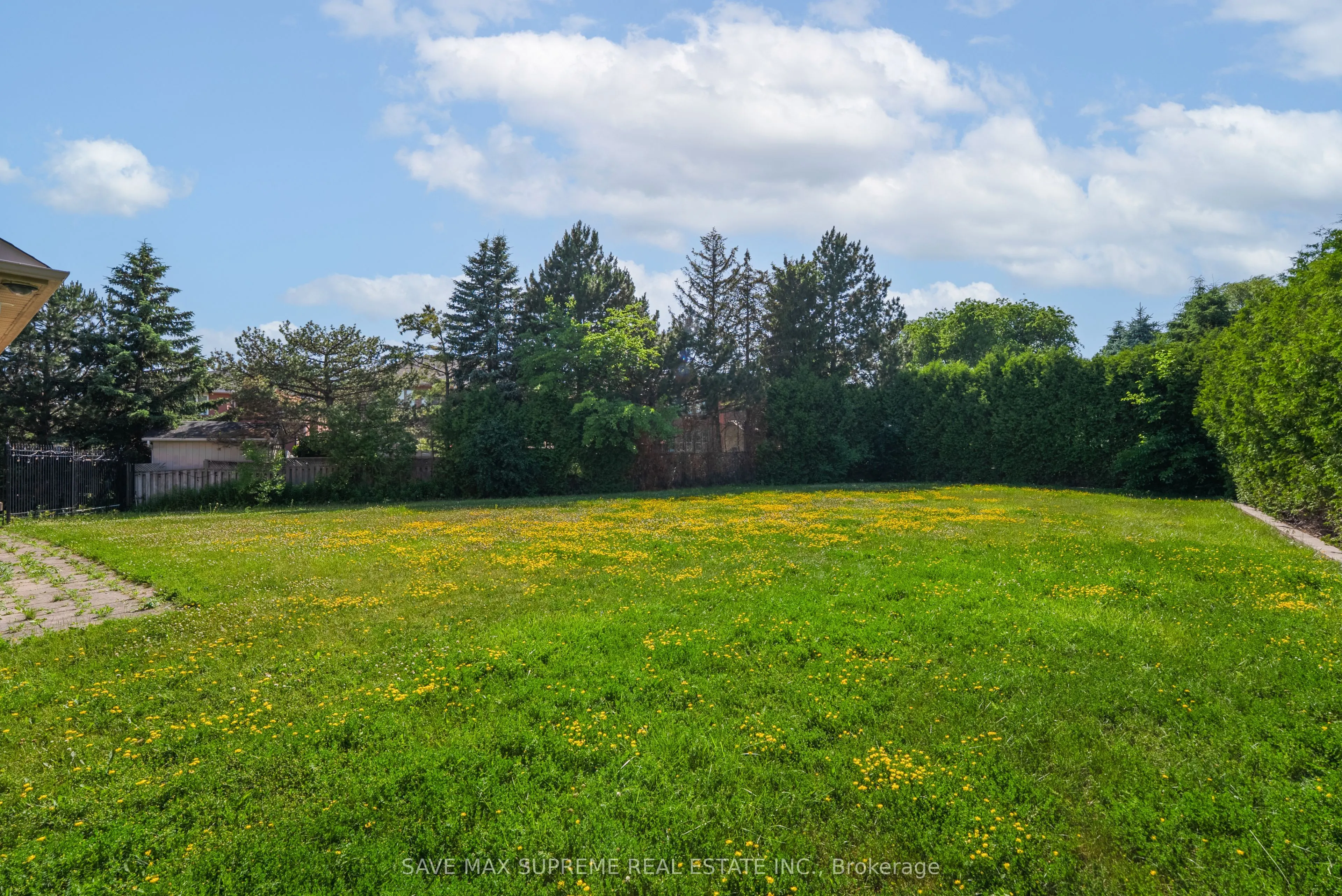 2489 Olinda Court