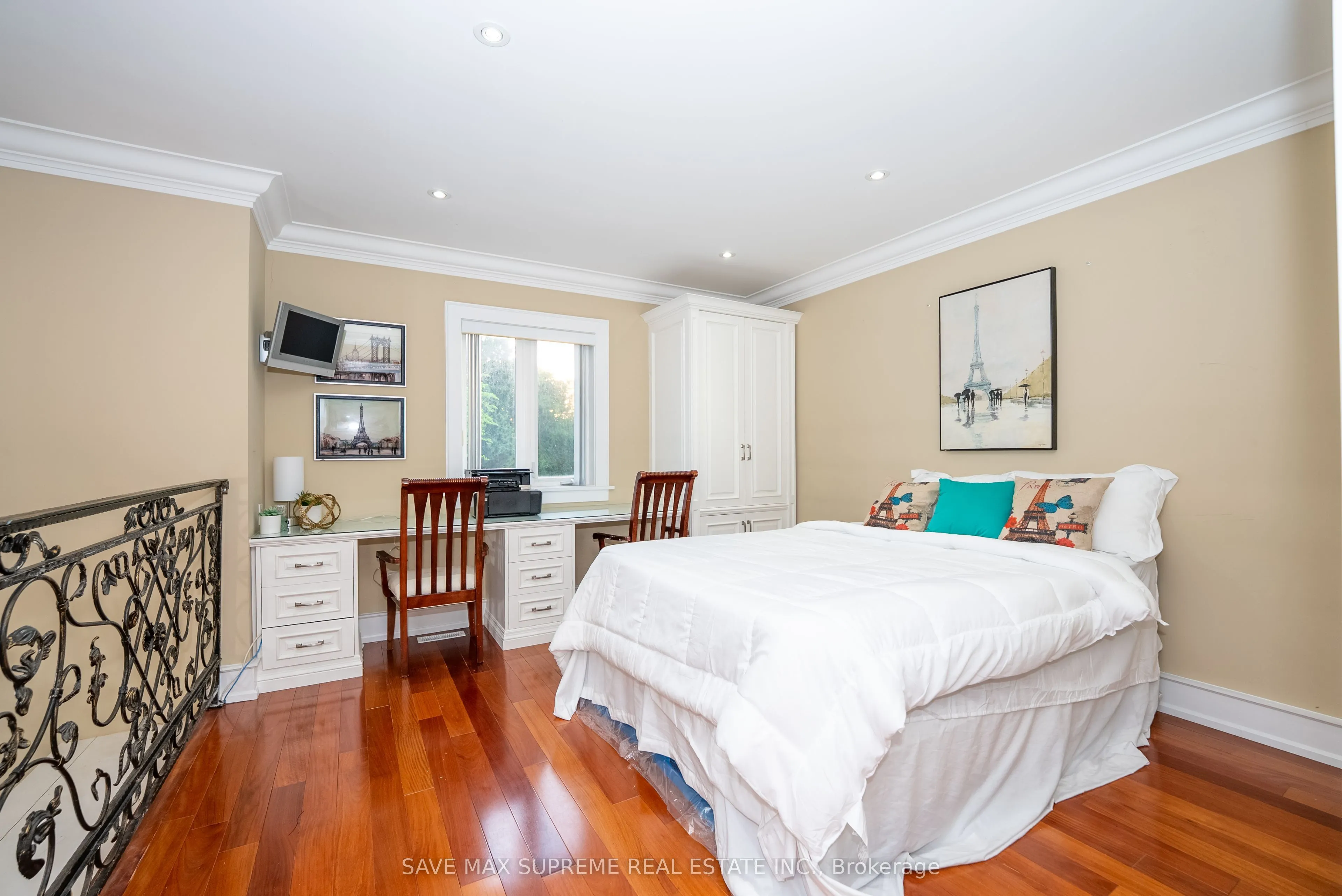 2489 Olinda Court