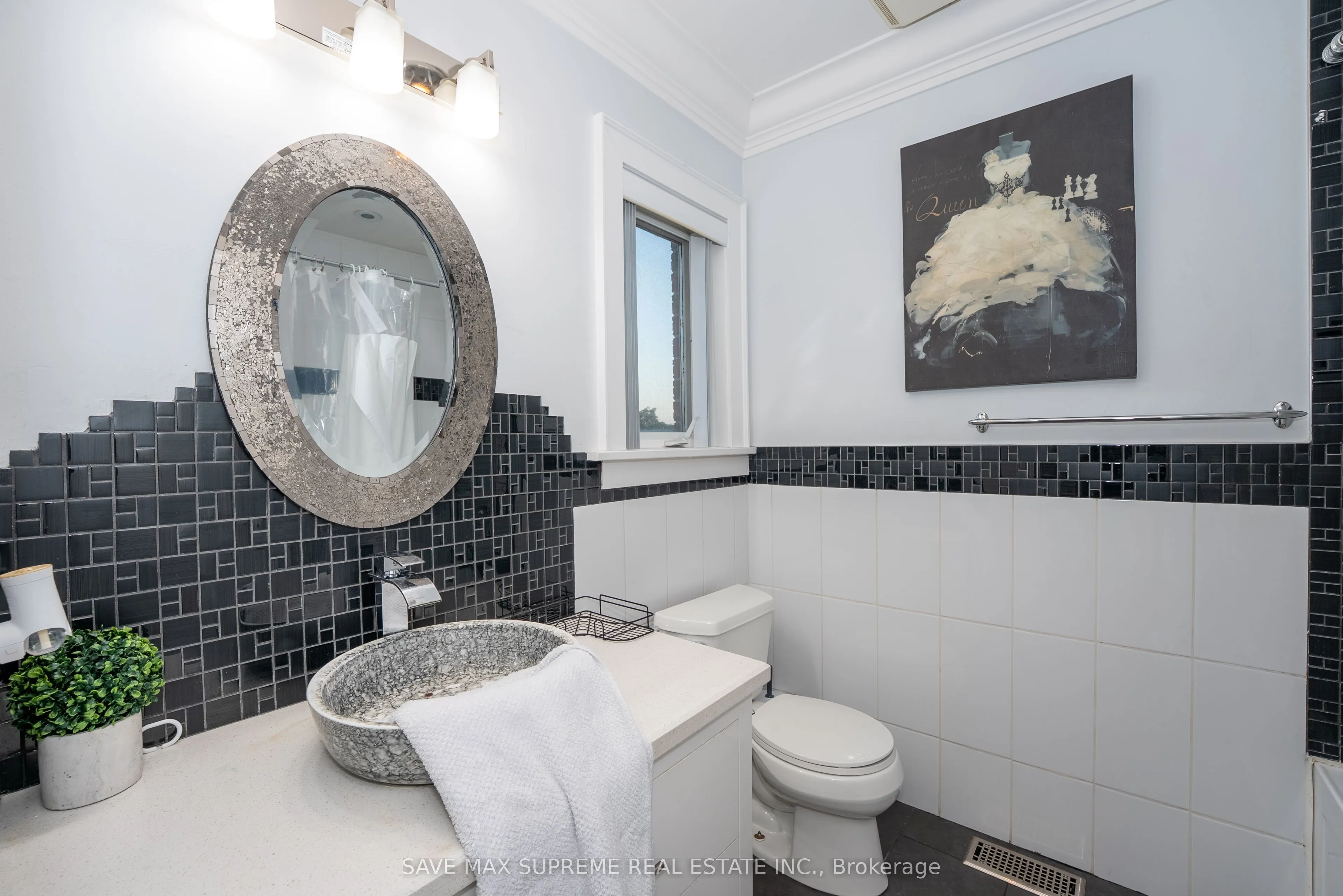 2489 Olinda Court