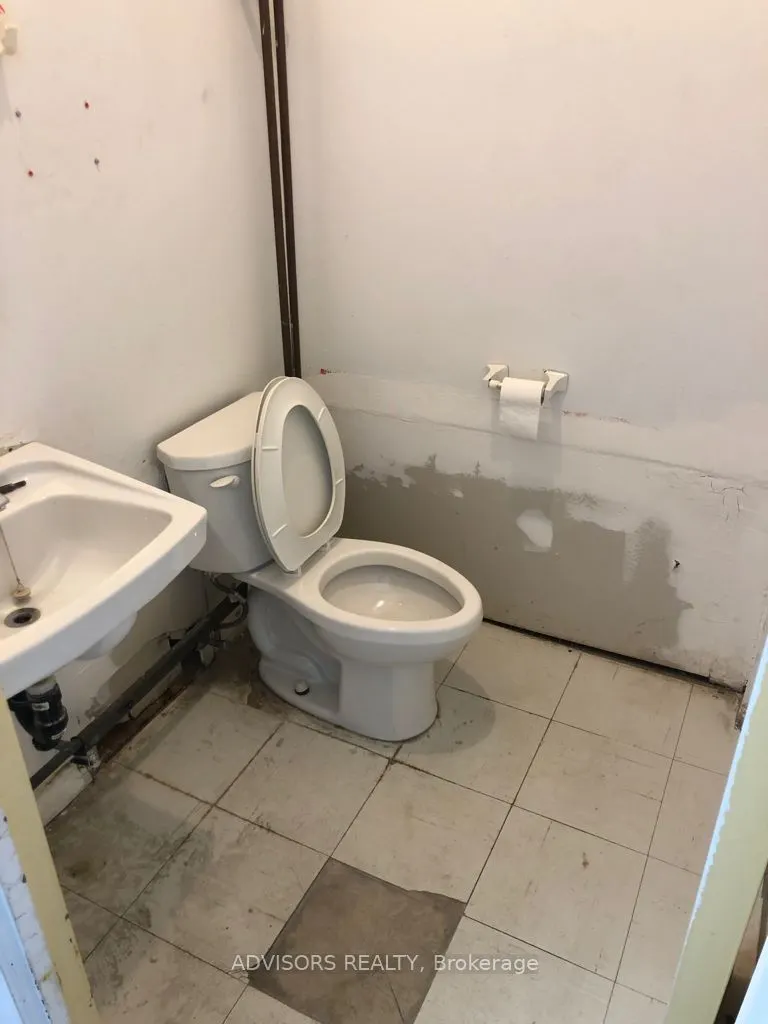 1140 Burnhamthorpe Road W, #131