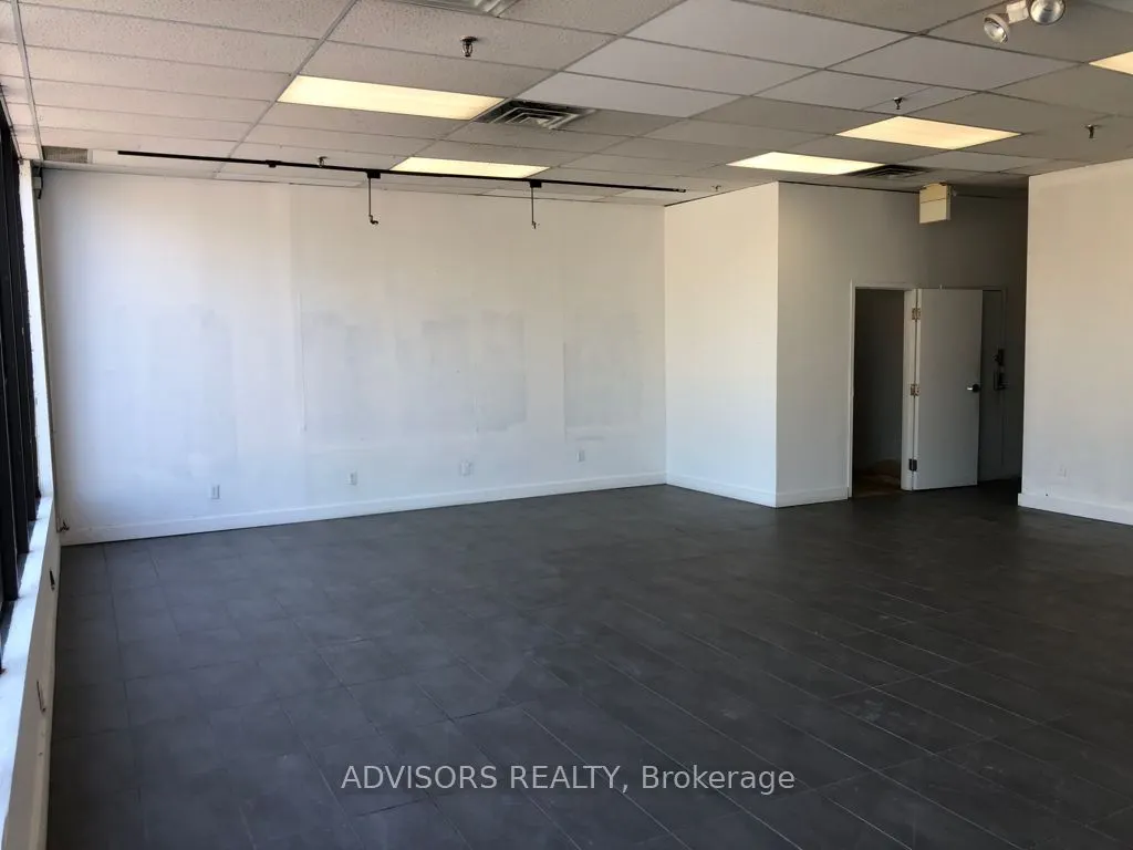 1140 Burnhamthorpe Road W, #131