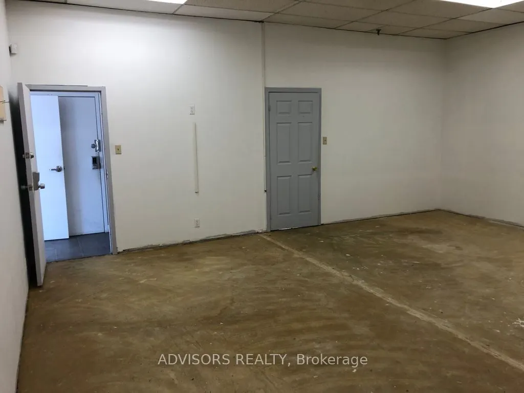 1140 Burnhamthorpe Road W, #131