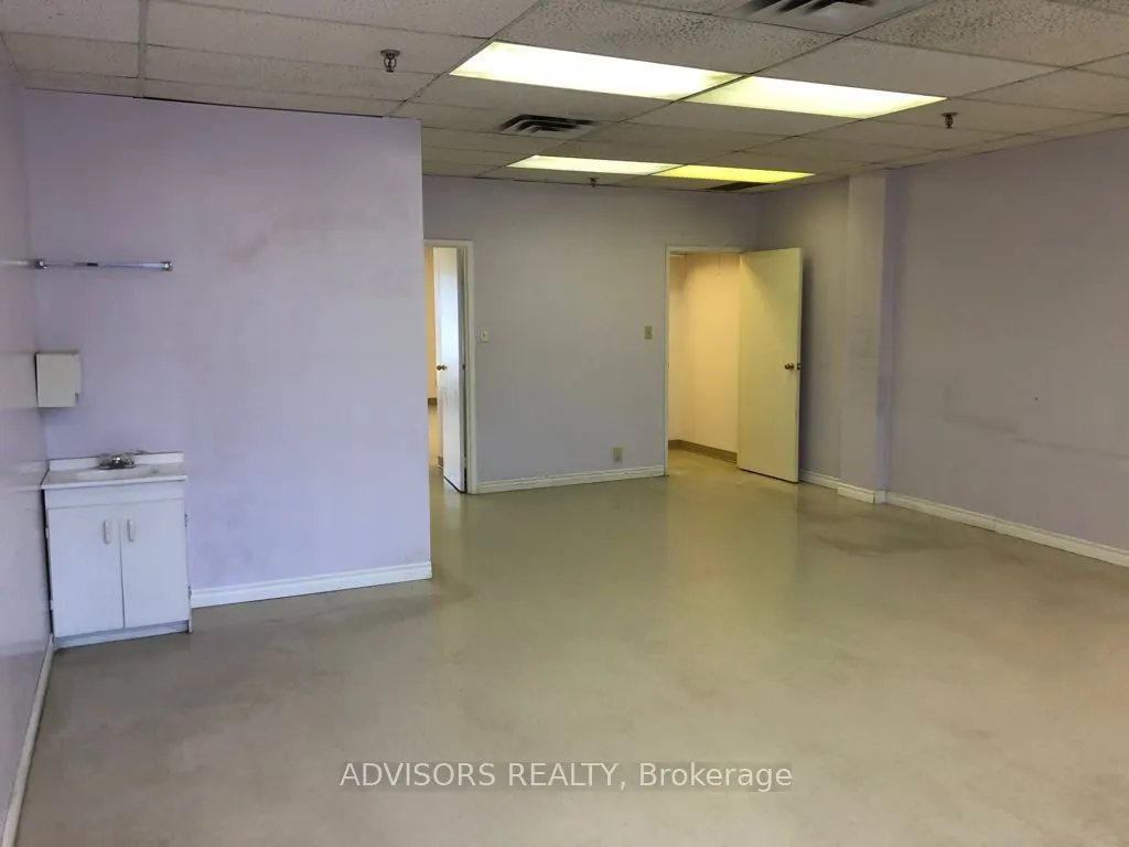 1140 Burnhamthorpe Road W, #131