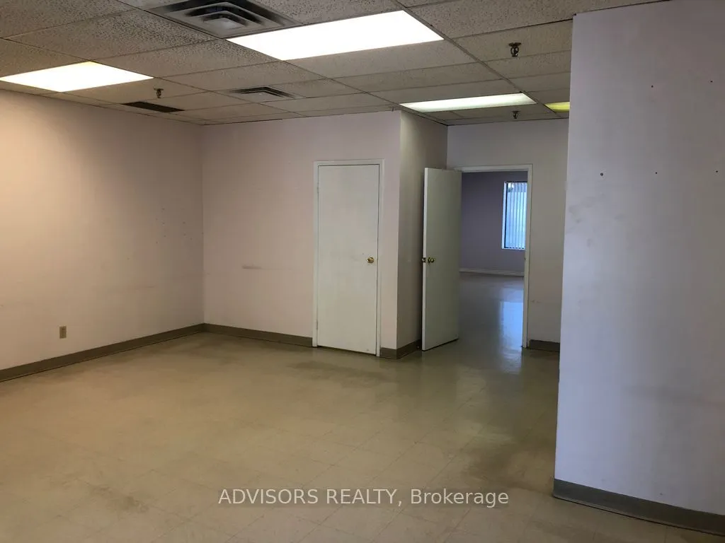1140 Burnhamthorpe Road W, #131