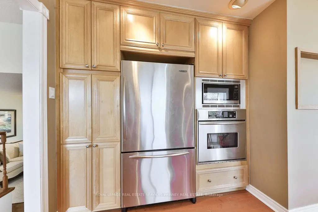 1432 Bridgestone Lane