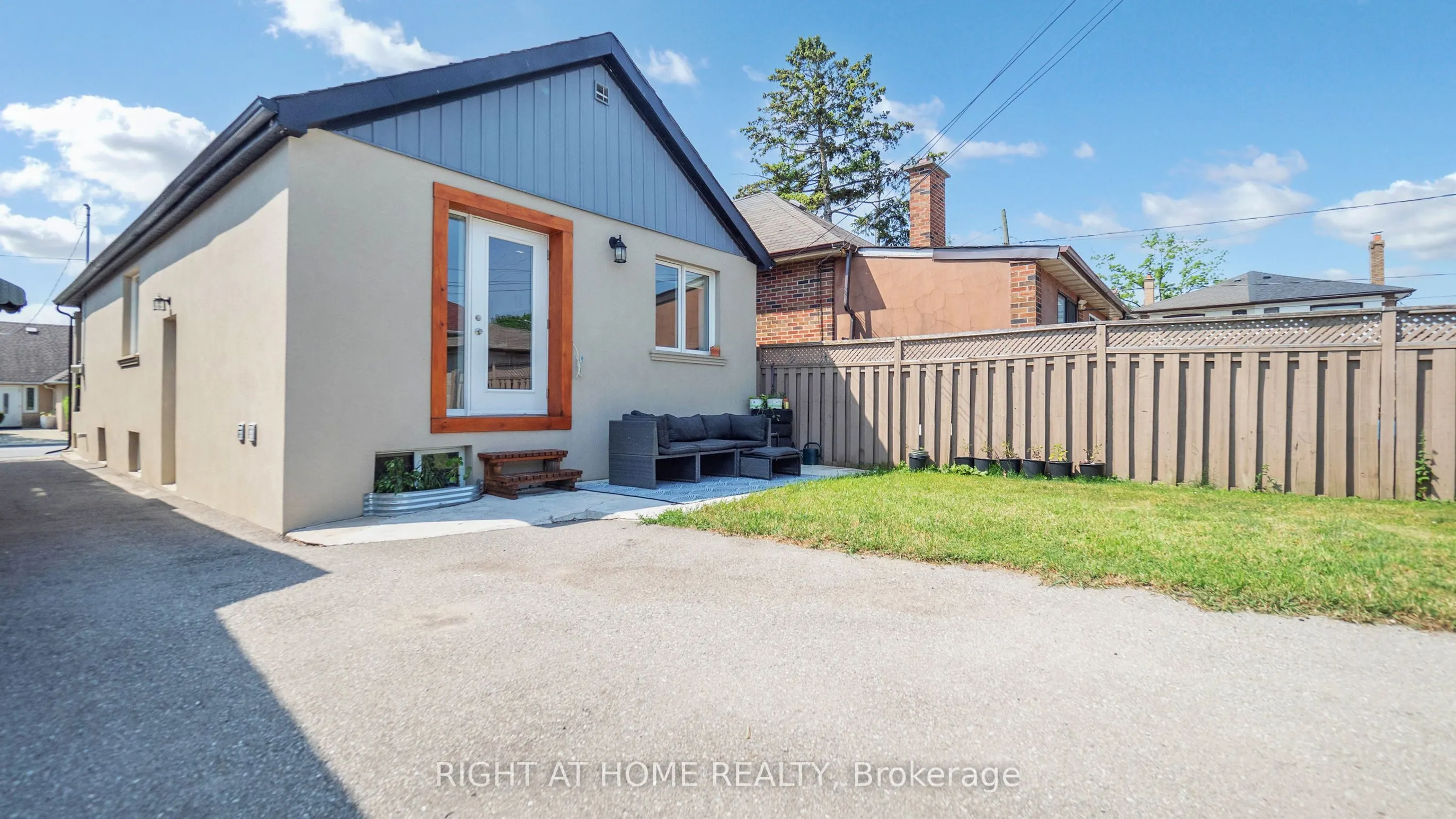 36 Juliet Crescent