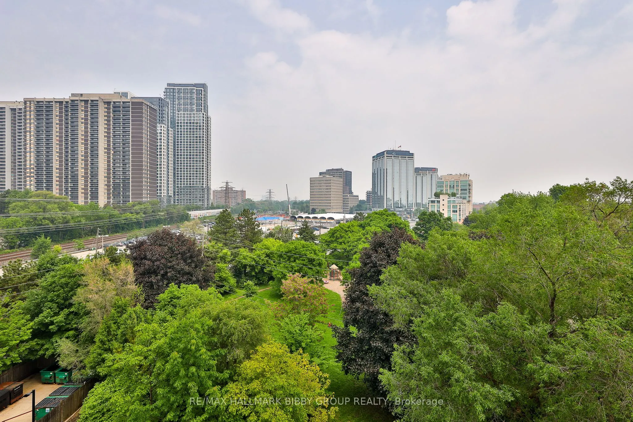 2 Fieldway Road, #505
