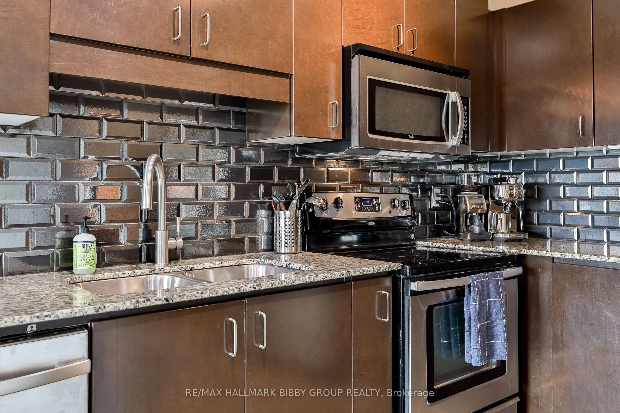 2 Fieldway Road, #505