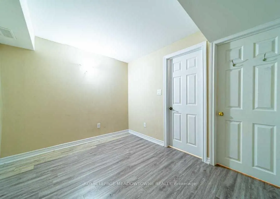 1036 Yates Drive