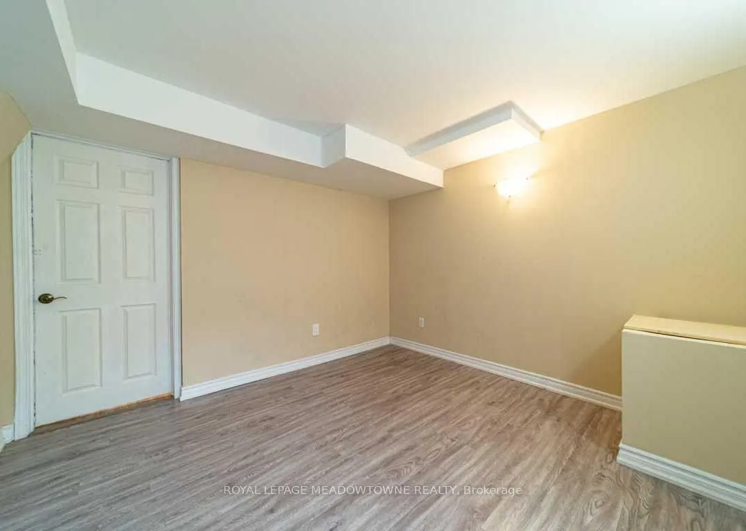 1036 Yates Drive