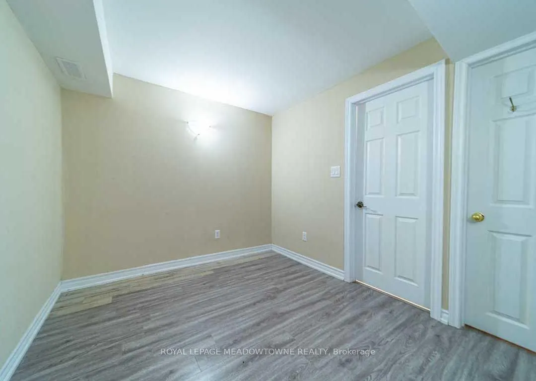 1036 Yates Drive