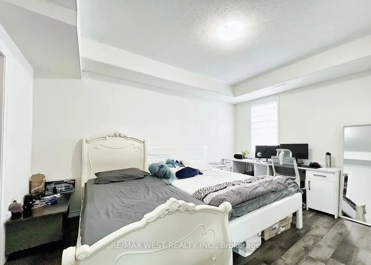 975 Whitlock Avenue #20