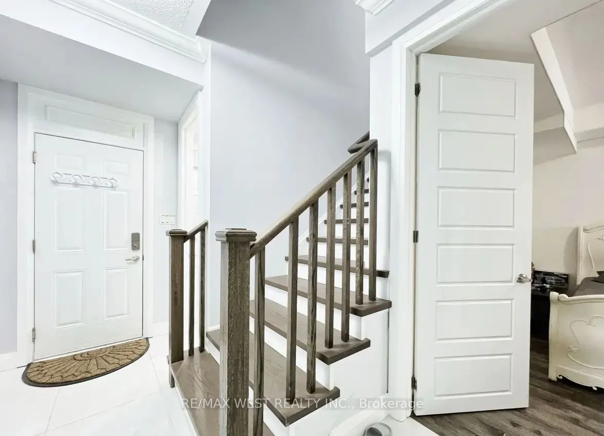 975 Whitlock Avenue #20