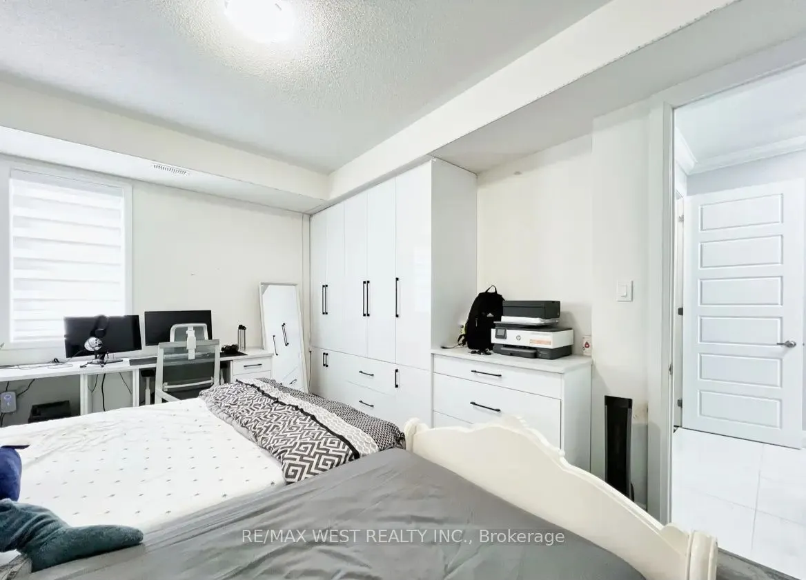 975 Whitlock Avenue #20