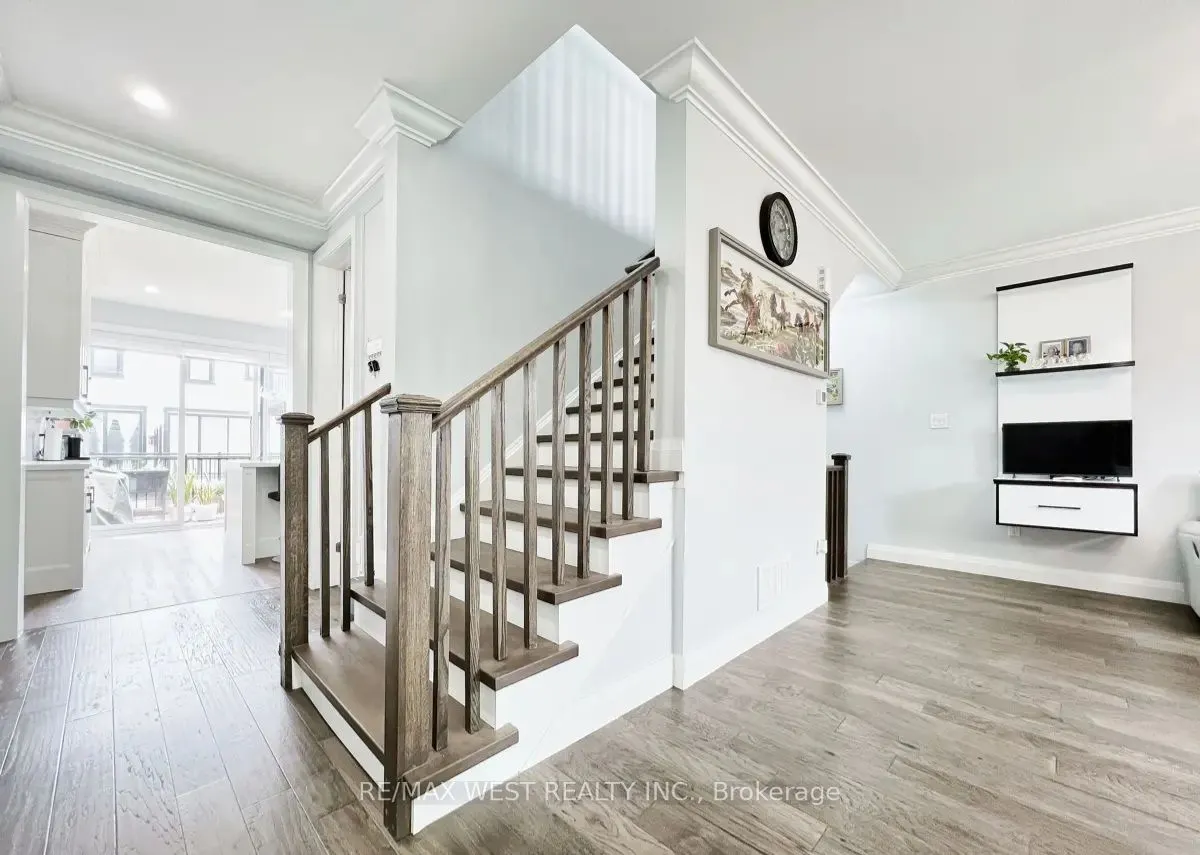 975 Whitlock Avenue #20