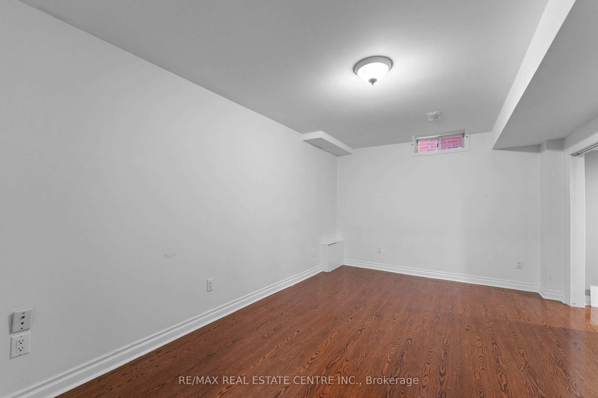 11 Briardale Road