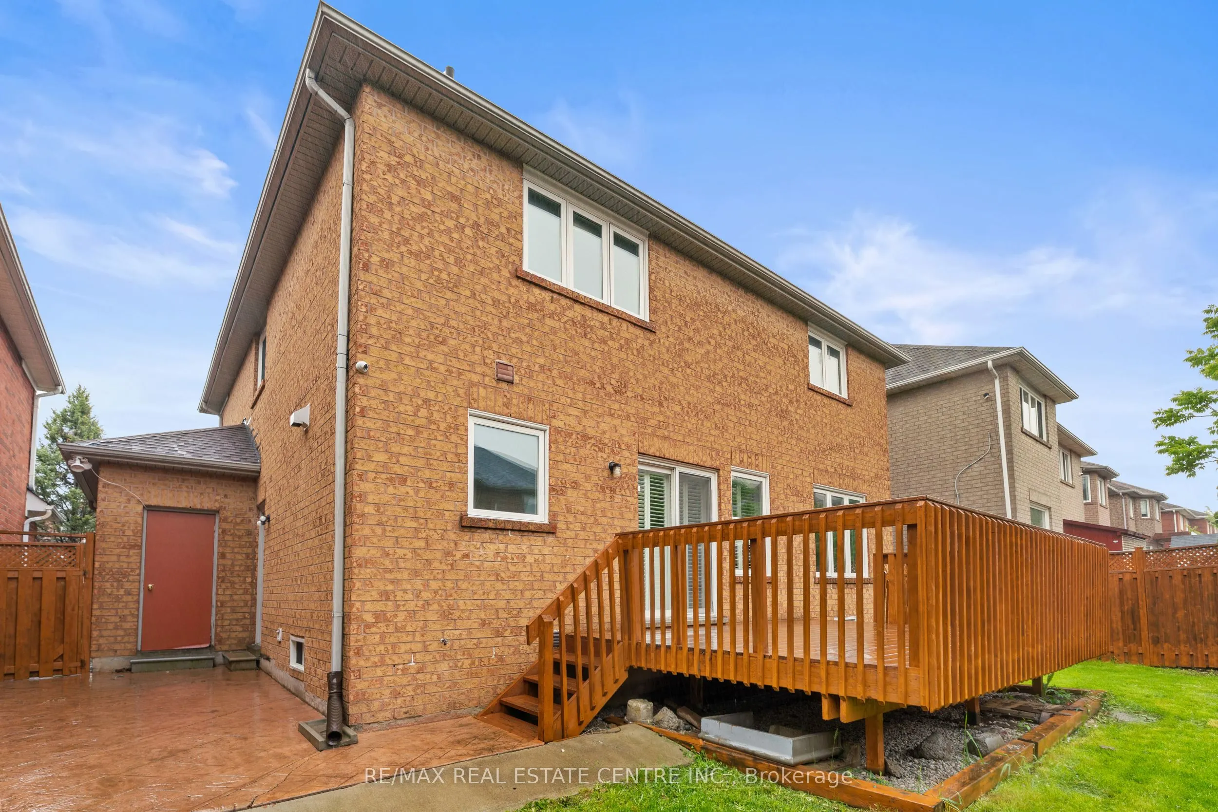 11 Briardale Road