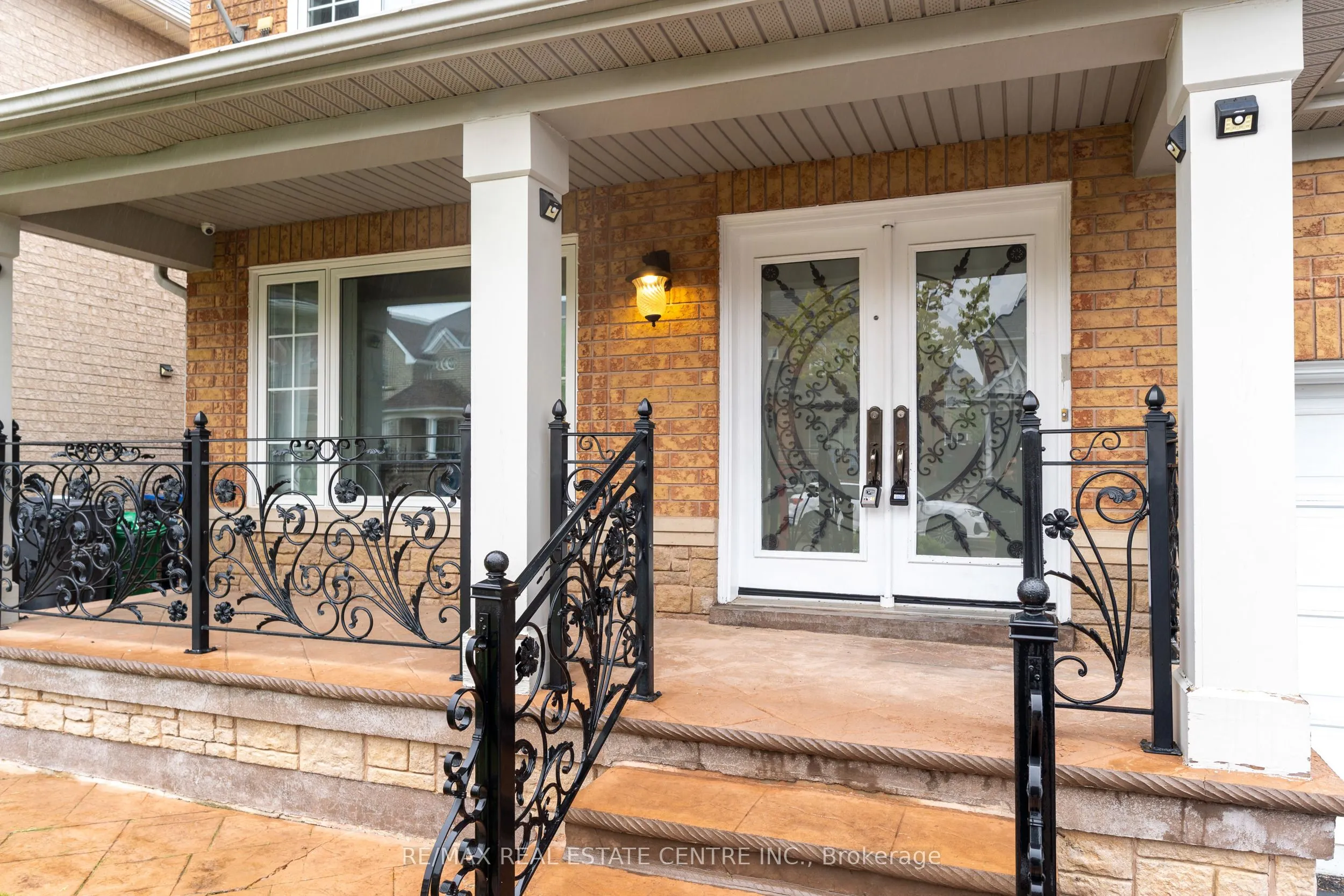 11 Briardale Road