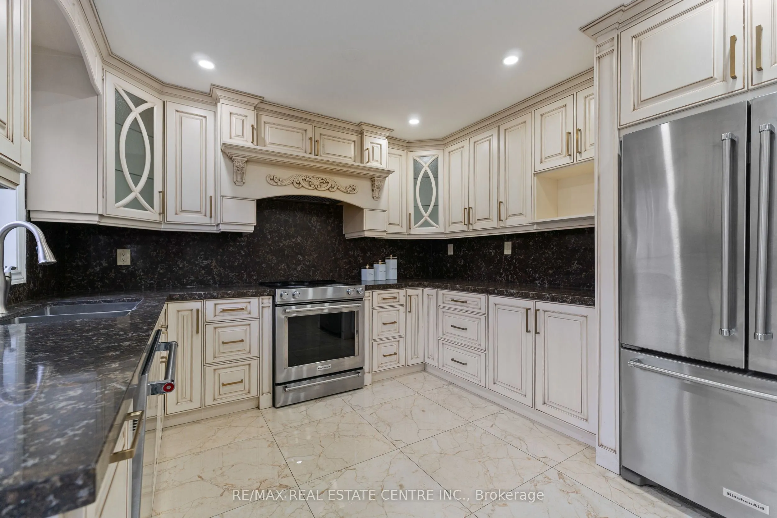 11 Briardale Road