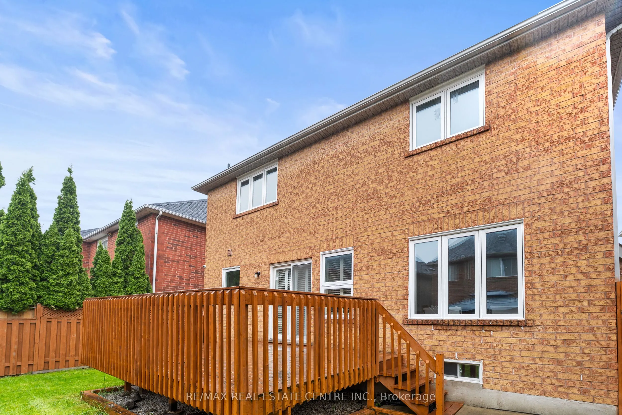 11 Briardale Road