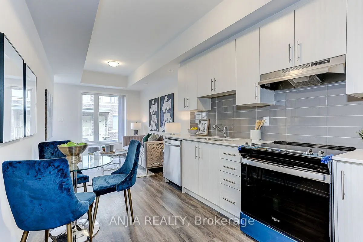 5 William Jackson Way S, #50