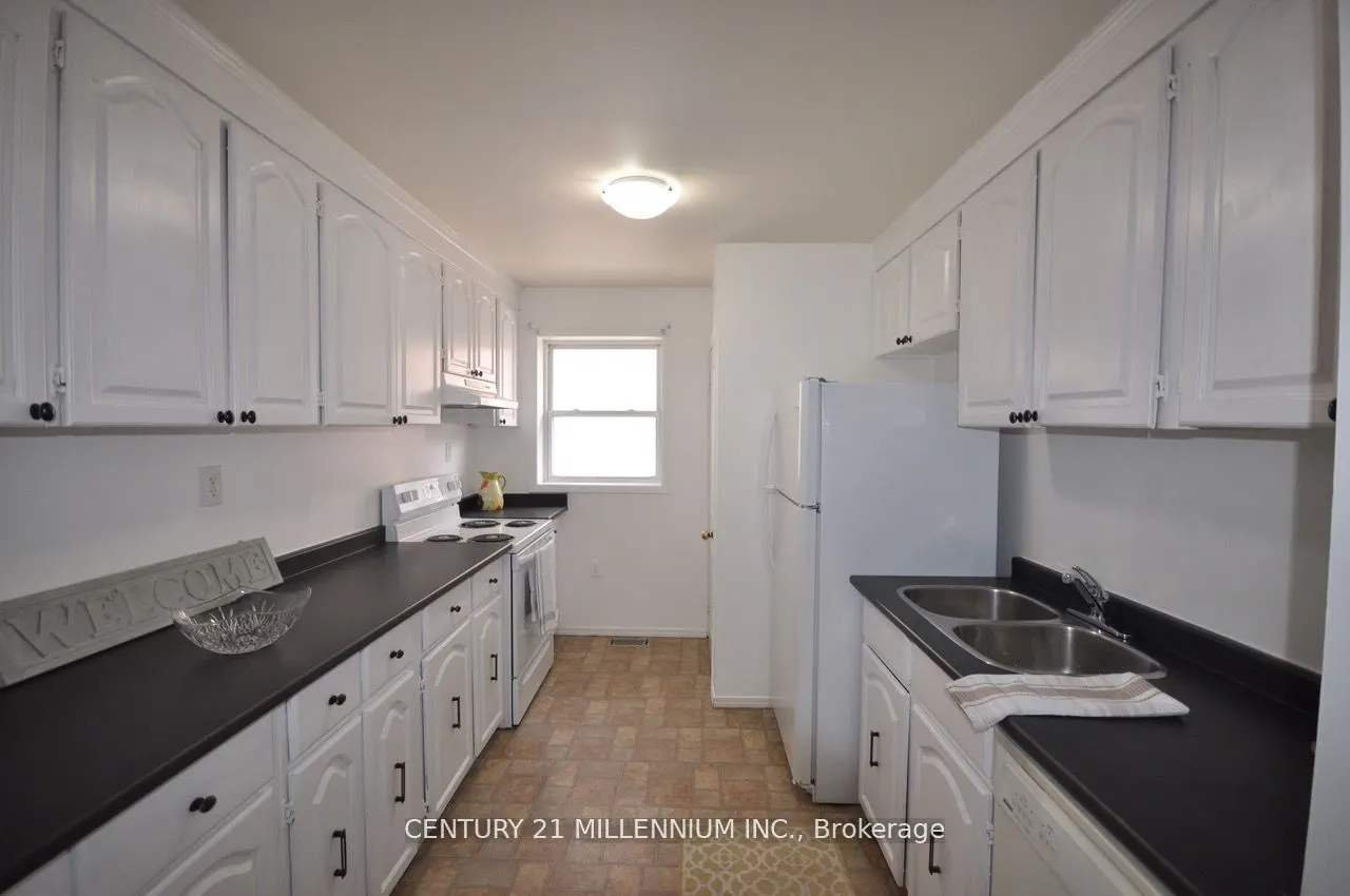 30 Corby Crescent, #Upper Level